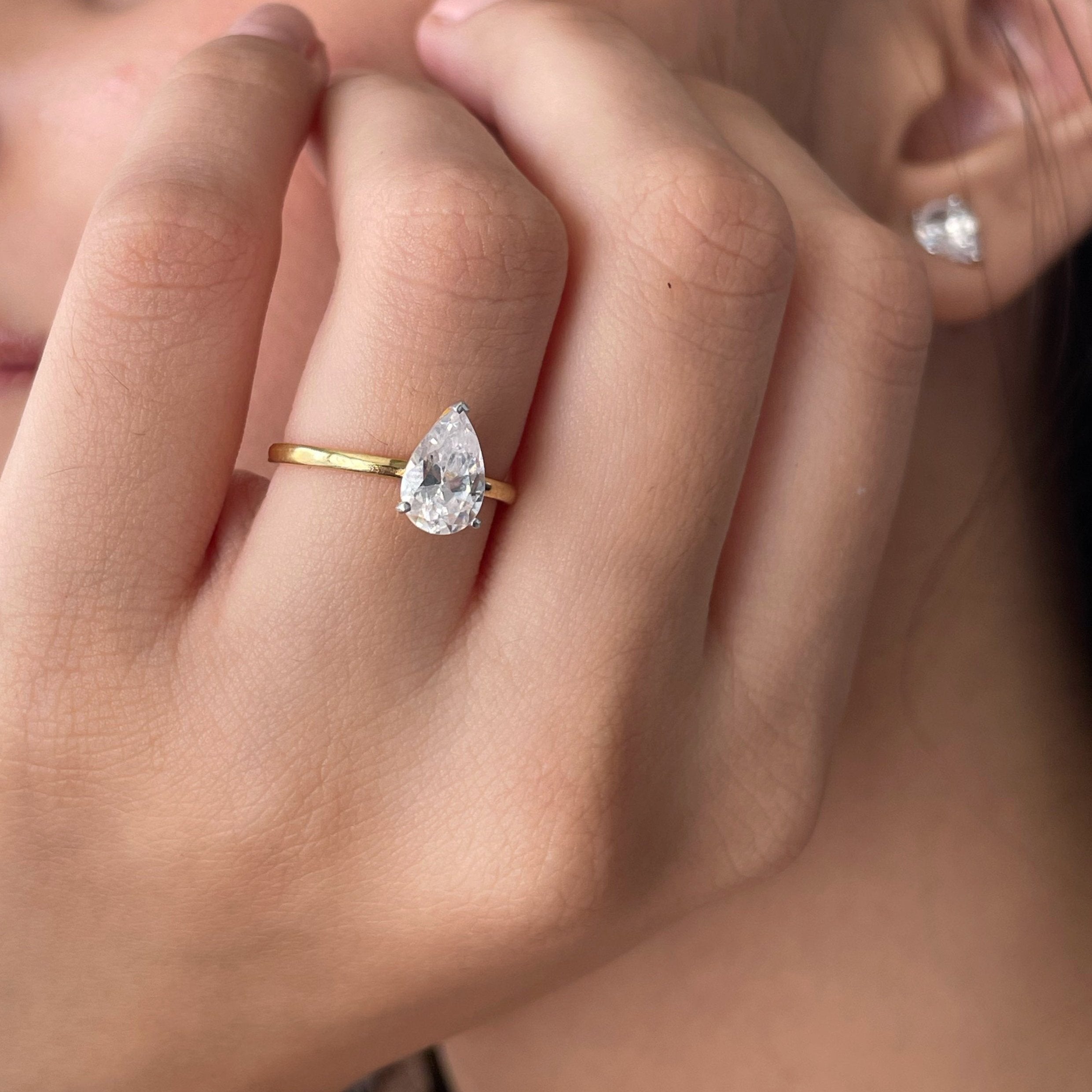 Classic Pear Ring