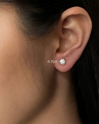 Round Prong Solitaire Studs