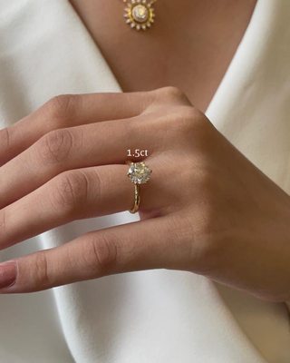 Starry Band Round Ring