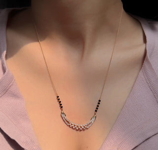Scattered Diamond Mangalsutra