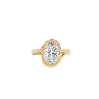 The Sculpted Oval Knot Ring