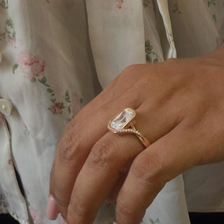 The Sculpted Radiant Knot Ring